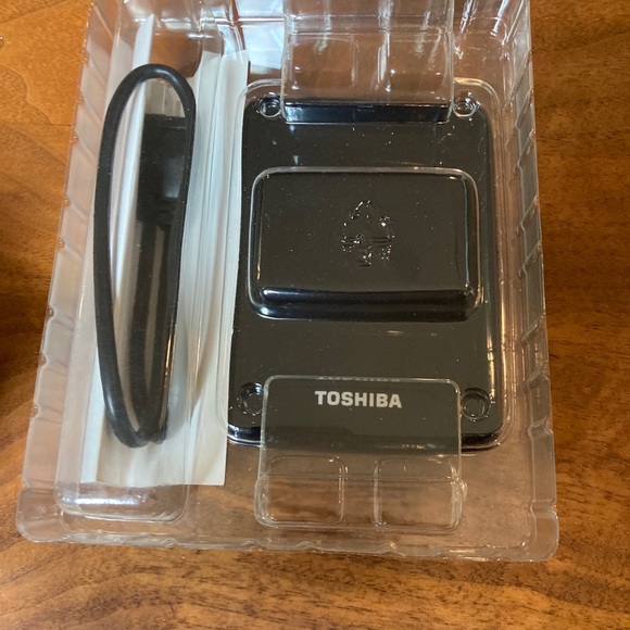 Toshiba Canvio connect 500 GB new in box - Picture 9 of 12